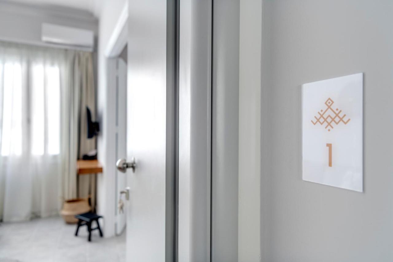 Nomadic Cozy Rooms Ermoupoli Exterior foto